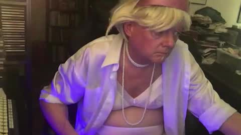 Pantyvioletlace online show from February 8, 2026, 10:57 pm