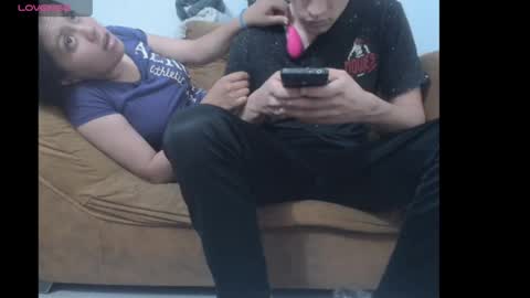 paola y alexander online show from March 7, 2025, 5:29 am