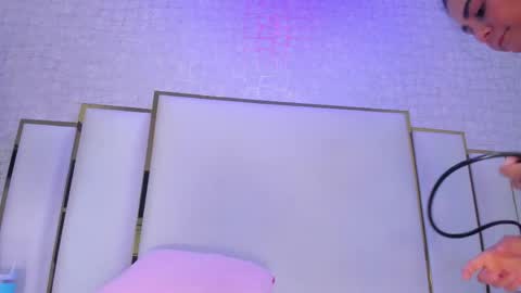 Snapshot of paolaa_rodriguez chatting on April 29, 2026, 9:35 am Paola online show from April 29, 2026, 9:35 am