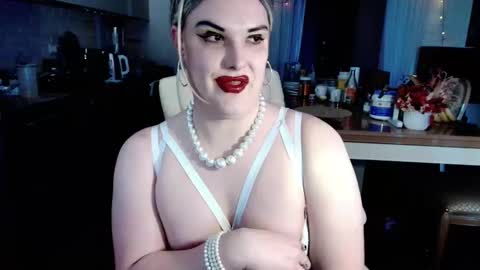 Snapshot of paoladoll chatting on April 24, 2026, 5:54 am Sarina Williams online show from April 24, 2026, 5:54 am