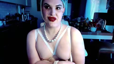 Snapshot of paoladoll chatting on May 5, 2026, 8:55 am Sarina Williams online show from May 5, 2026, 8:55 am