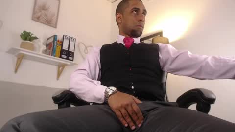 PAOLO online show from May 9, 2026, 2:33 pm