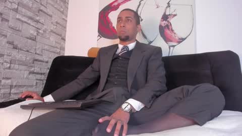 Snapshot of paolo_johnson chatting on December 9, 2024, 12:08 pm Paolo online show from December 9, 2024, 12:08 pm