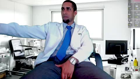 Snapshot of paolo_johnson chatting on February 1, 2025, 7:57 am Paolo online show from February 1, 2025, 7:57 am
