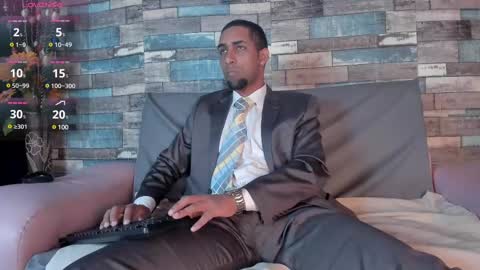 Snapshot of paolo_johnson chatting on March 1, 2025, 3:53 am Paolo online show from March 1, 2025, 3:53 am