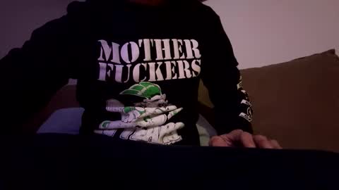 Snapshot of papaboner_foryourpleasure chatting on November 1, 2025, 9:44 am PapaBoner online show from November 1, 2025, 9:44 am