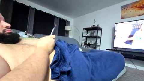 papasitogrande online show from January 31, 2025, 9:05 am