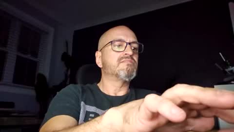 Snapshot of papi1979 chatting on January 10, 2025, 10:36 pm Papi online show from January 10, 2025, 10:36 pm