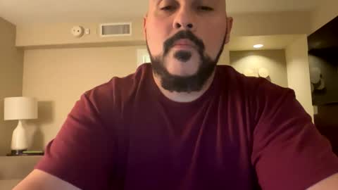 papicho2014 online show from November 5, 2025, 9:48 pm