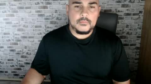 papicho2014 online show from June 18, 2026, 6:34 pm