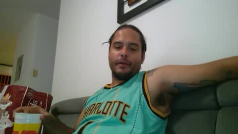 Snapshot of papiipr185 chatting on January 11, 2026, 12:59 am PapiiPR185 online show from January 11, 2026, 12:59 am