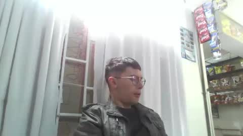 Snapshot of pappi777 chatting on October 31, 2025, 4:52 pm pappi777 online show from October 31, 2025, 4:52 pm