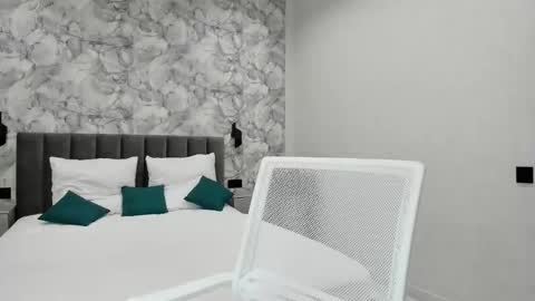 Snapshot of paradi_se chatting on October 5, 2025, 8:23 am Melena online show from October 5, 2025, 8:23 am