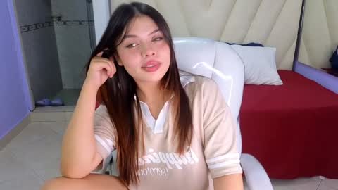 Amy and my doll online show from December 6, 2024, 7:54 am