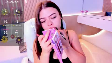 Amy and my doll online show from April 26, 2026, 3:48 am