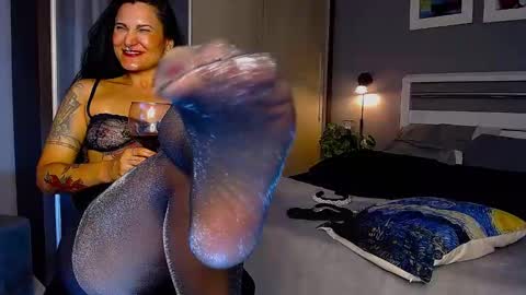 My alter ego Betinna Flowers - a tattooed Miss  -   Are you missing me come in here  -  online show from January 25, 2025, 12:27 am