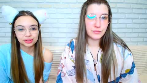 Snapshot of paradisexparadisex chatting on February 15, 2026, 3:03 am paradisexparadisex online show from February 15, 2026, 3:03 am