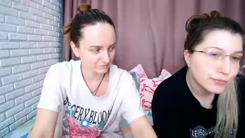 Snapshot of paradisexparadisex chatting on March 28, 2026, 5:34 pm paradisexparadisex online show from March 28, 2026, 5:34 pm