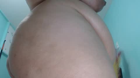 Snapshot of pareja_explosivasexx chatting on January 14, 2025, 1:49 pm Luna online show from January 14, 2025, 1:49 pm