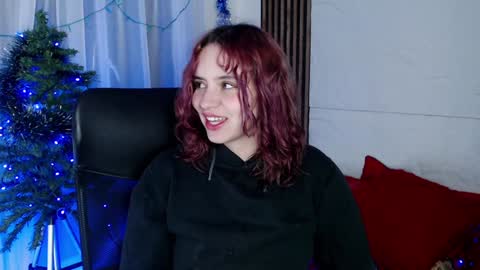 Lizz  online Monday to Saturday from 9pm to 5am Colombia time online show from December 21, 2024, 8:28 am