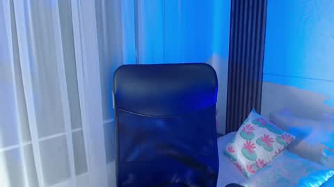 Lizz  online Monday to Saturday from 9pm to 5am Colombia time online show from February 6, 2025, 2:44 am