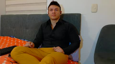 Snapshot of paris_mark chatting on September 15, 2025, 5:18 am Mark Paris online show from September 15, 2025, 5:18 am