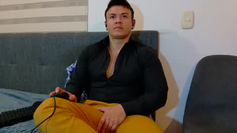 Snapshot of paris_mark chatting on October 4, 2025, 6:22 am Mark Paris online show from October 4, 2025, 6:22 am