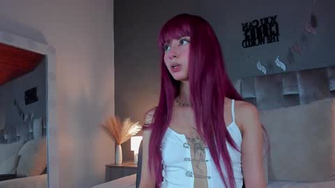 PARIS online show from February 5, 2025, 7:31 pm