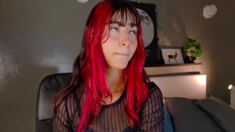 Snapshot of parisfox_ chatting on October 21, 2025, 7:36 pm PARIS online show from October 21, 2025, 7:36 pm