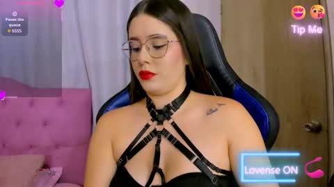 Paris online show from August 4, 2026, 6:10 pm