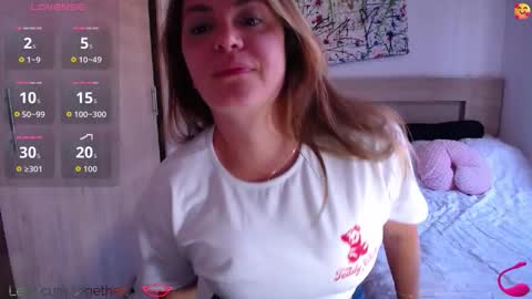 Snapshot of pariswlls chatting on September 29, 2025, 7:51 pm Paris online show from September 29, 2025, 7:51 pm