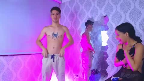 Snapshot of partyhottwink chatting on October 13, 2025, 1:22 pm Danna online show from October 13, 2025, 1:22 pm