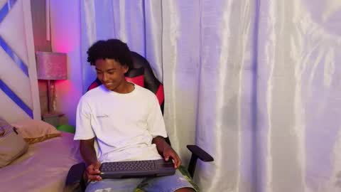 PARZIVAL online show from March 18, 2026, 7:39 pm