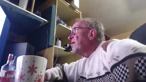 pascal88881 online show from October 12, 2025, 7:07 am