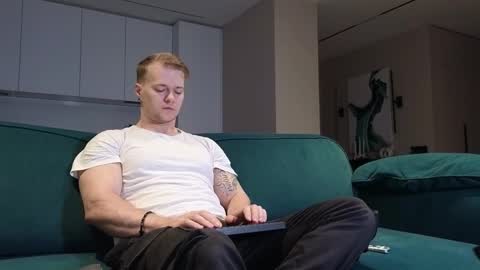 Pashka online show from September 17, 2025, 6:48 am