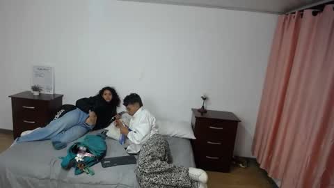 Snapshot of pasionados chatting on October 9, 2025, 2:31 am pasionados online show from October 9, 2025, 2:31 am