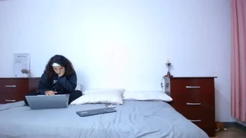 Snapshot of pasionados chatting on October 11, 2025, 3:06 am pasionados online show from October 11, 2025, 3:06 am