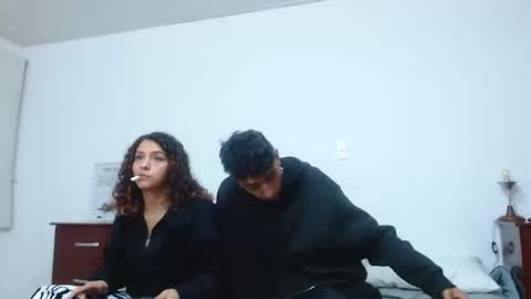 Snapshot of pasionados chatting on October 18, 2025, 3:09 am pasionados online show from October 18, 2025, 3:09 am