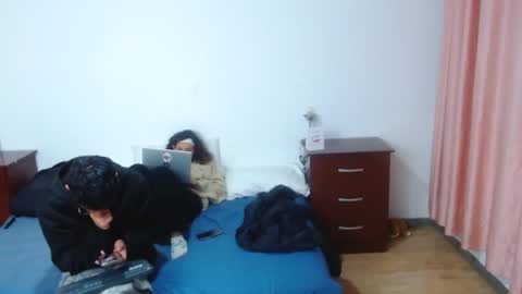 Snapshot of pasionados chatting on October 25, 2025, 3:03 am pasionados online show from October 25, 2025, 3:03 am