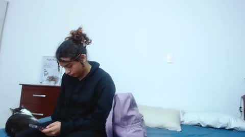 Snapshot of pasionados chatting on October 30, 2025, 2:13 am pasionados online show from October 30, 2025, 2:13 am