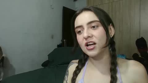 Snapshot of passion_fruit01 chatting on September 13, 2025, 2:22 am passion_fruit01 online show from September 13, 2025, 2:22 am