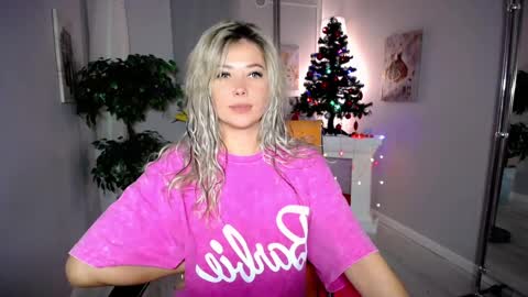 I have returned from vacation and I am glad to share my energy and emotions with you online show from December 9, 2024, 6:34 am