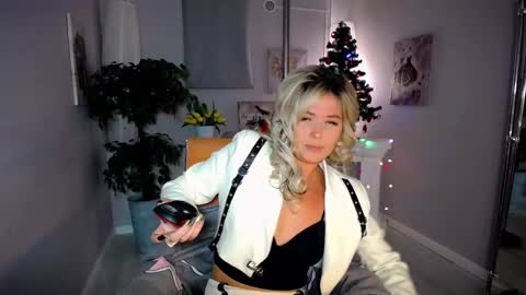 I have returned from vacation and I am glad to share my energy and emotions with you online show from December 14, 2024, 12:33 pm