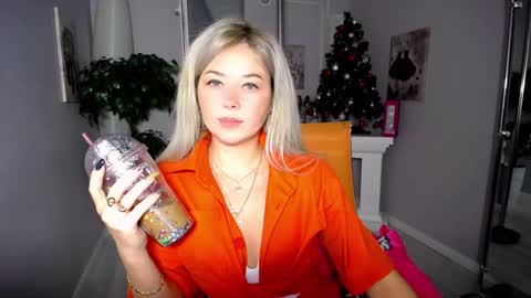 I have returned from vacation and I am glad to share my energy and emotions with you online show from January 4, 2025, 3:29 am