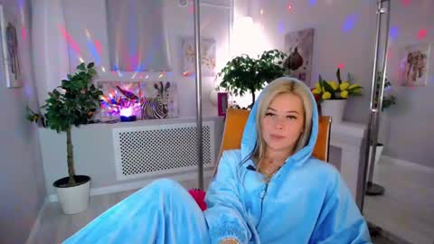 I have returned from vacation and I am glad to share my energy and emotions with you online show from January 30, 2025, 12:37 pm