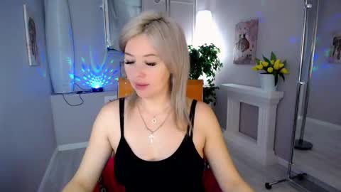 Snapshot of passionate_babe chatting on October 13, 2025, 3:50 am I have returned from vacation and I am glad to share my energy and emotions with you online show from October 13, 2025, 3:50 am