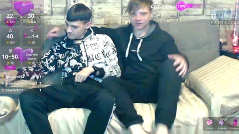 Max tall dark-haired guy with tattoos and Phil blond-haired online show from April 25, 2026, 3:31 am
