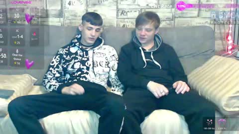 Max tall dark-haired guy with tattoos and Phil blond-haired online show from May 6, 2026, 2:51 am