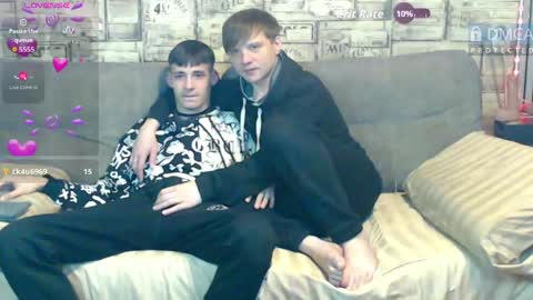 Max tall dark-haired guy with tattoos and Phil blond-haired online show from May 8, 2026, 1:44 am