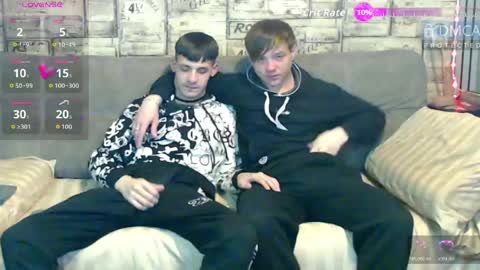Max tall dark-haired guy with tattoos and Phil blond-haired online show from May 11, 2026, 2:17 am